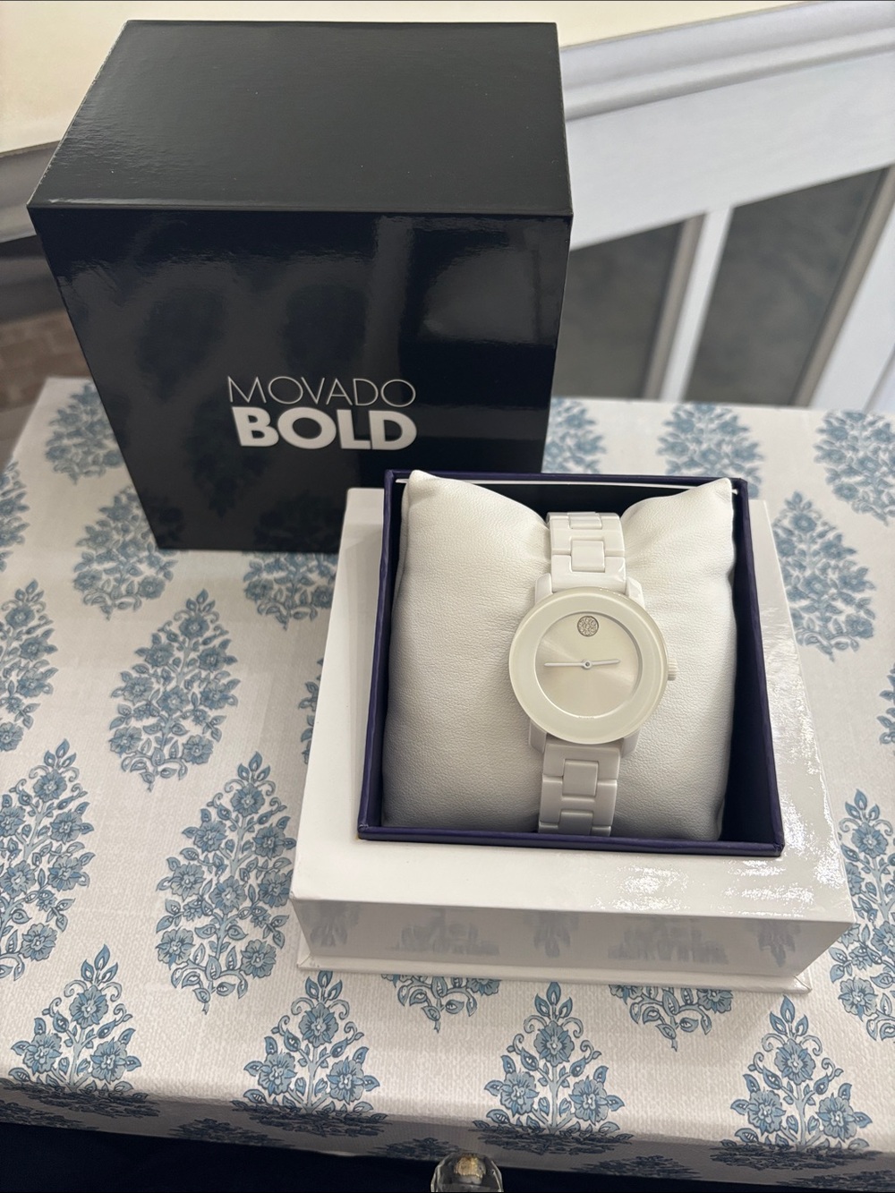 Movado Bold White Ceramic Watch, 31 mm, model 3600616